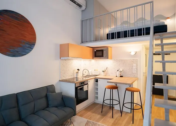 I Got 5 On It - Brand New Apartments By Pink Flamingo