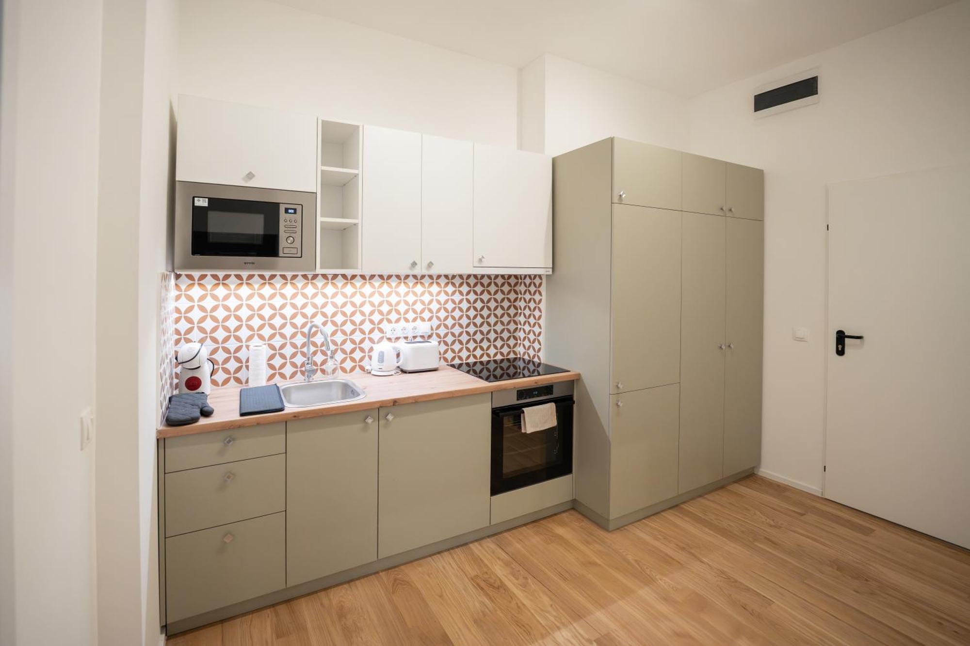 I Got 5 On It - Brand New By Pink Flamingo Apartment Budapest